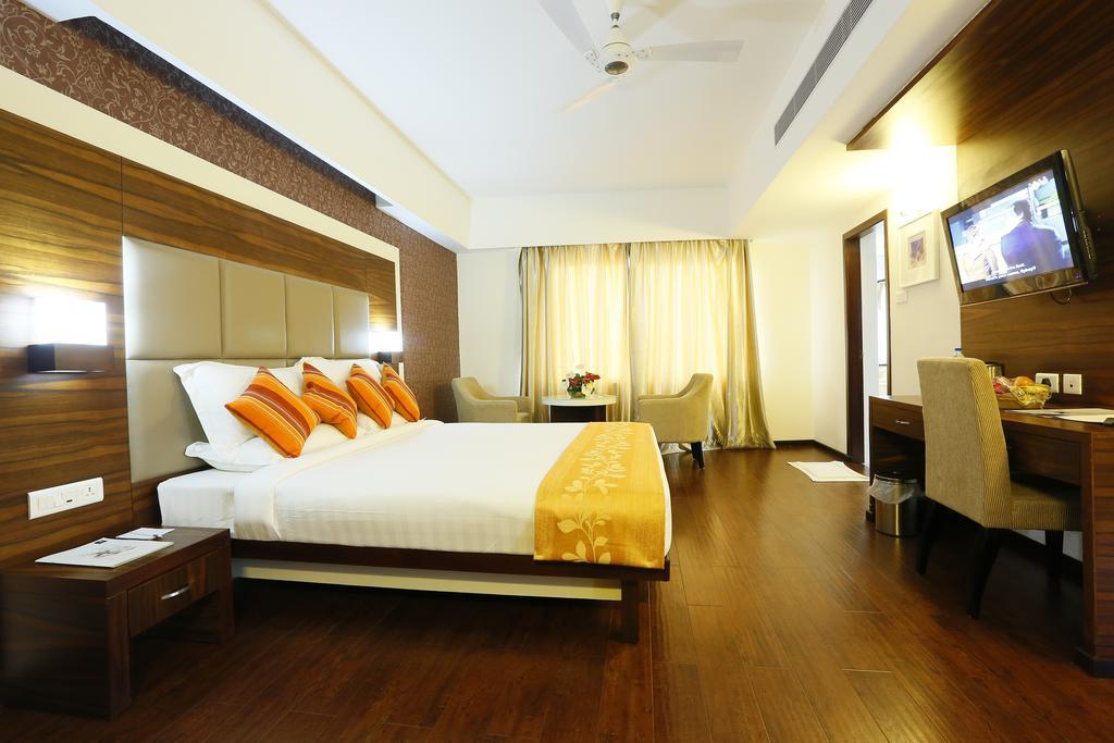 Hotel Moonlit Regency Thodupuzha Kamer foto
