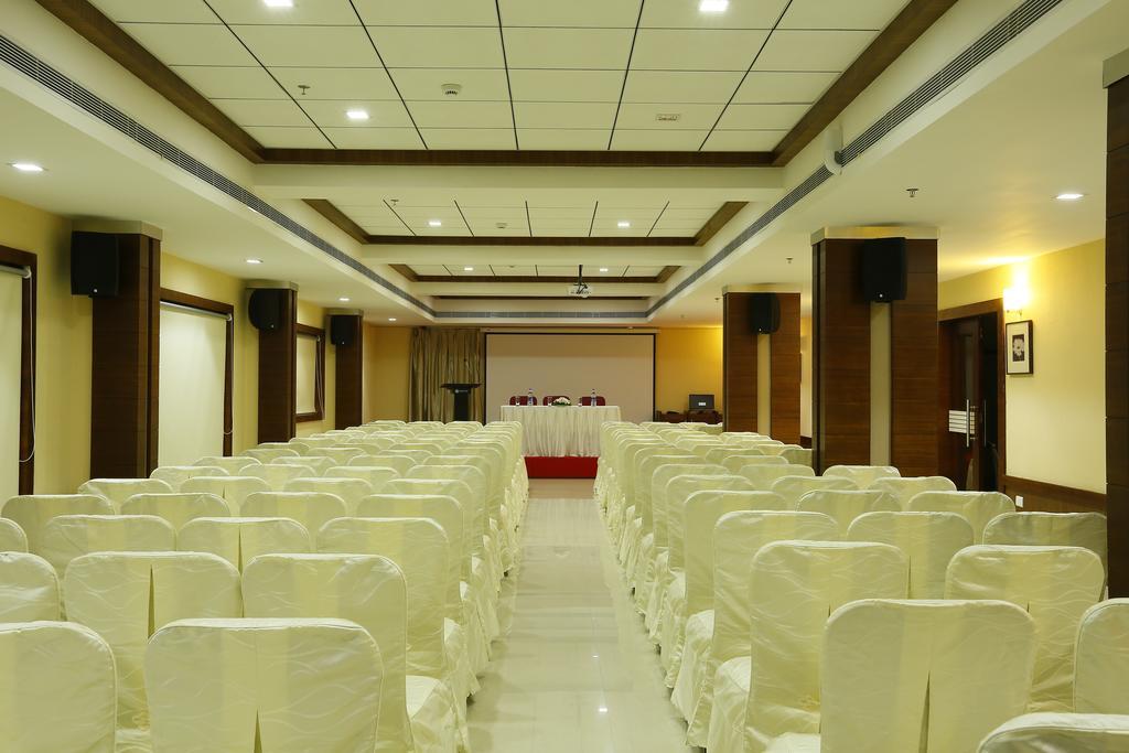 Hotel Moonlit Regency Thodupuzha Buitenkant foto