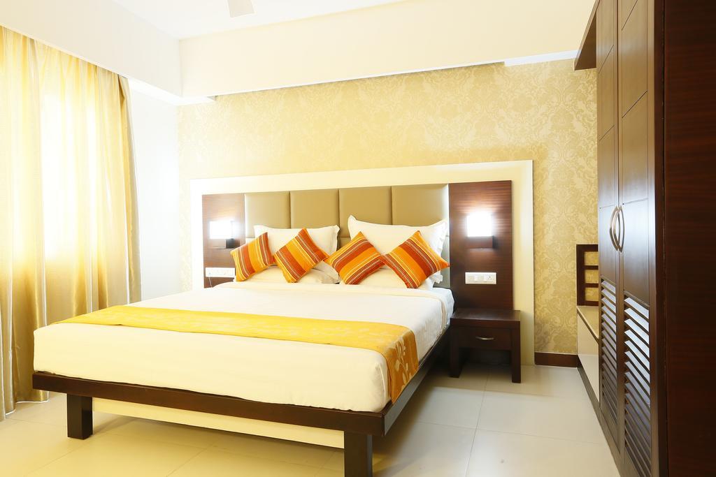 Hotel Moonlit Regency Thodupuzha Kamer foto
